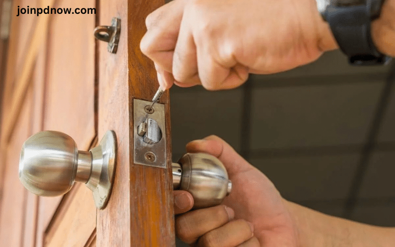 Choosing the Right Locksmith